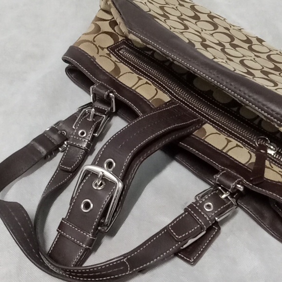 Handbag - Picture 5 of 8